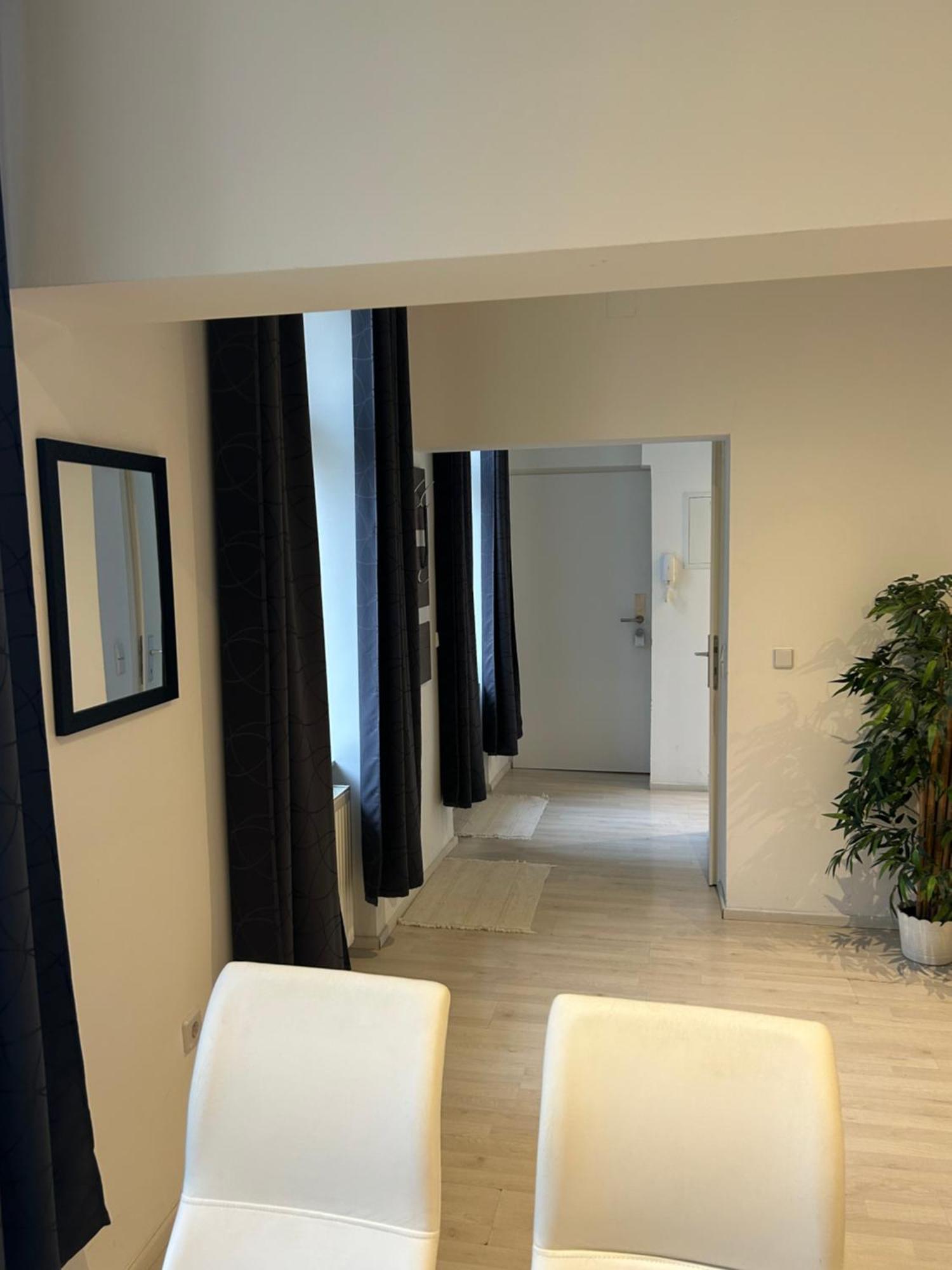 Schoene, Helle Wohnung In Stadtnaehe Відень Екстер'єр фото